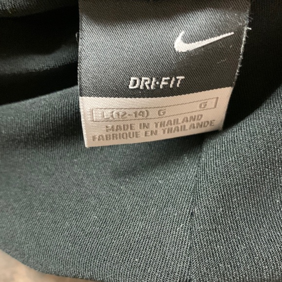 Nike crop leggings size 12-14 great condition - Picture 4 of 4